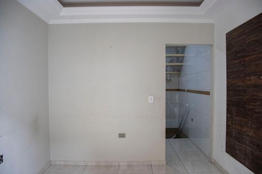 Sala de casa à venda com 1 quarto, 75m² em Jardim Limoeiro, São Paulo