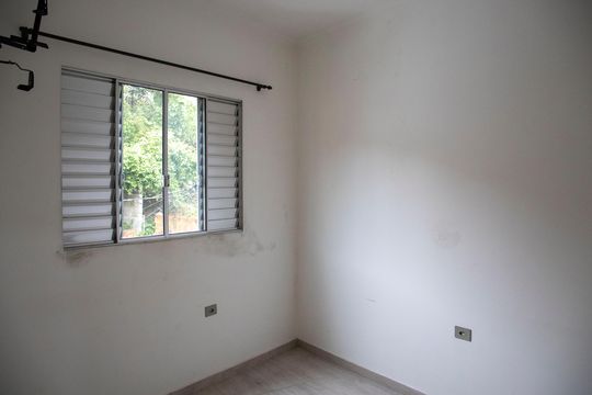 Quarto de casa à venda com 1 quarto, 75m² em Jardim Limoeiro, São Paulo