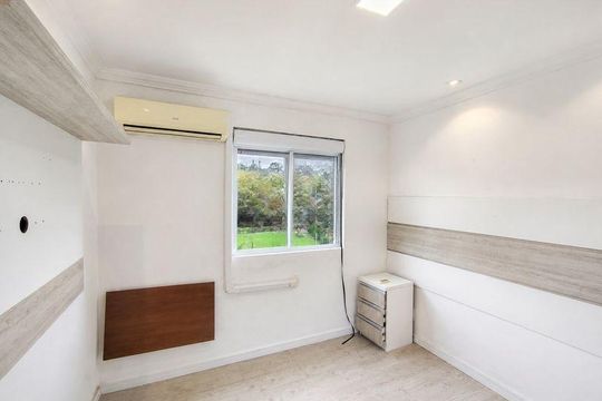 Quarto de apartamento para alugar com 2 quartos, 50m² em Vila Nova, Porto Alegre