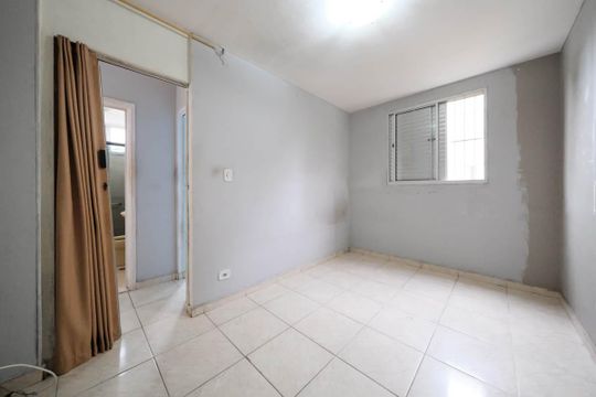 Quarto 1 de apartamento à venda com 2 quartos, 56m² em Vila Silvia, São Paulo