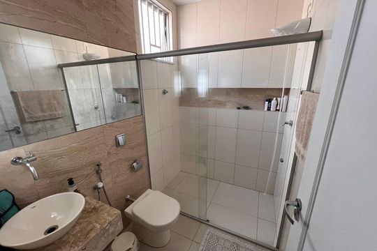 Apartamento para alugar com 3 quartos, 120m² em Lourdes, Belo Horizonte