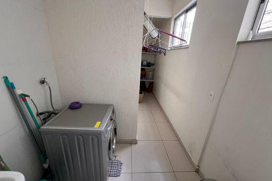 Área de serviço de apartamento para alugar com 3 quartos, 120m² em Lourdes, Belo Horizonte