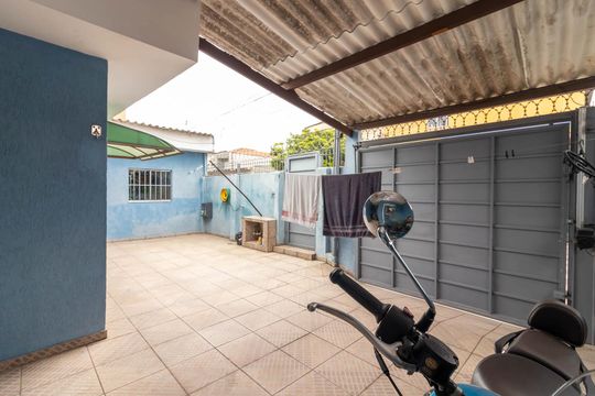 Garagem de casa à venda com 3 quartos, 100m² em Santana, São Paulo