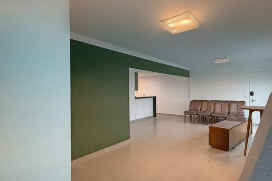 Apartamento para alugar com 3 quartos, 130m² em Embaré, Santos