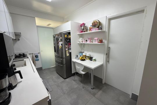 Cozinha de apartamento para alugar com 2 quartos, 113m² em Tamboré, Santana de Parnaíba
