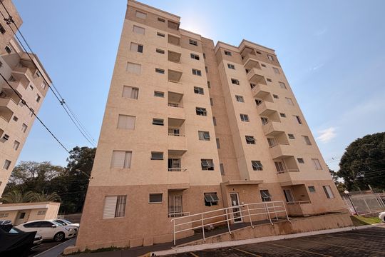Fachada do bloco de apartamento para alugar com 2 quartos, 65m² em Dois Córregos, Piracicaba