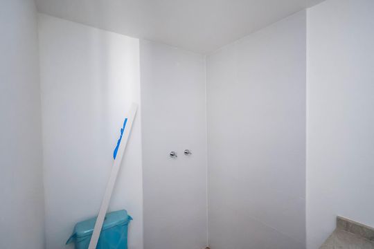 Banheiro de kitnet/studio à venda com 1 quarto, 21m² em Ipiranga, São Paulo
