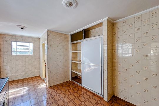 Cozinha de casa para alugar com 1 quarto, 60m² em Vila Esperança, São Paulo