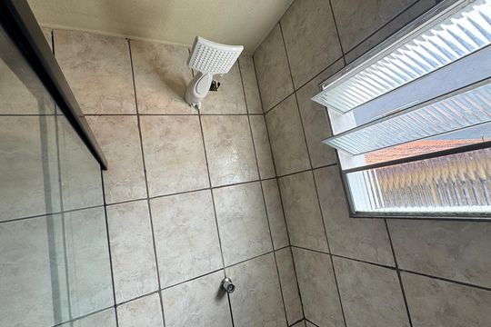 Banheiro de casa para alugar com 3 quartos, 140m² em Recanto Arco Verde, Cotia