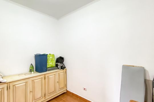 Quarto de Serviço de casa à venda com 3 quartos, 145m² em Jardim Santa Maria, São Paulo