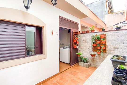 Área de Serviço de casa à venda com 3 quartos, 145m² em Jardim Santa Maria, São Paulo