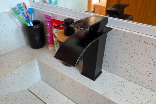 Banheiro de apartamento para alugar com 2 quartos, 40m² em Jardim Europa, Suzano