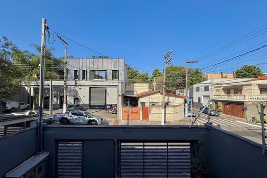 Vista Quarto 1 de casa para alugar com 2 quartos, 85m² em Chácara Santo Antônio (zona Sul), São Paulo