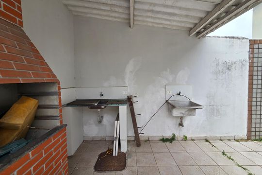 Área comum - Churrasqueira de casa para alugar com 2 quartos, 100m² em Maracanã, Praia Grande