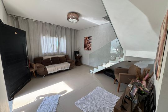 Casa à venda com 4 quartos, 210m² em Setor Habitacional Arniqueira, Brasília