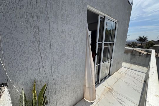 Casa à venda com 4 quartos, 210m² em Setor Habitacional Arniqueira, Brasília