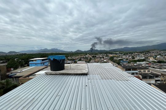 Vista de casa para alugar com 2 quartos, 100m² em Anchieta, Nilópolis