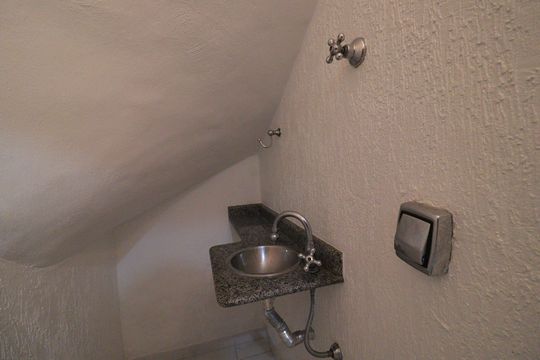 Lavabo de casa para alugar com 2 quartos, 90m² em Cidade Dutra, São Paulo