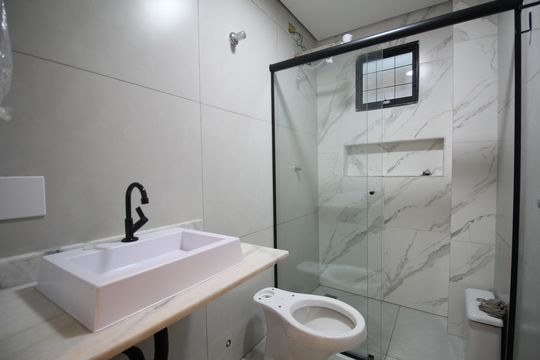 Banheiro de casa para alugar com 2 quartos, 76m² em Vila Nova das Belezas, São Paulo