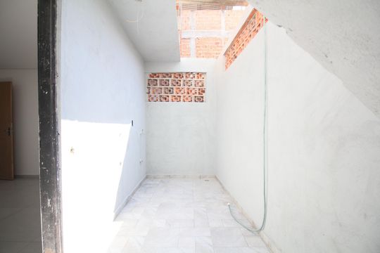Correrdor  de casa para alugar com 2 quartos, 76m² em Vila Nova das Belezas, São Paulo
