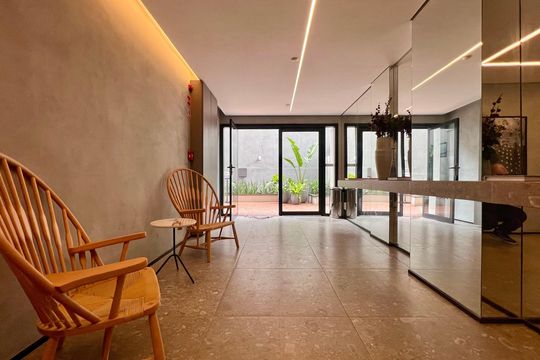 Hall de entrada de kitnet/studio à venda com 1 quarto, 24m² em Pinheiros, São Paulo