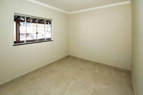 Quarto 2 de casa para alugar com 3 quartos, 70m² em Europa, Belo Horizonte