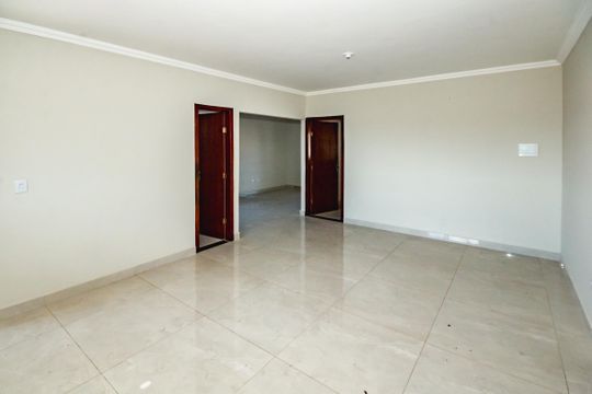 Sala de casa para alugar com 3 quartos, 70m² em Europa, Belo Horizonte