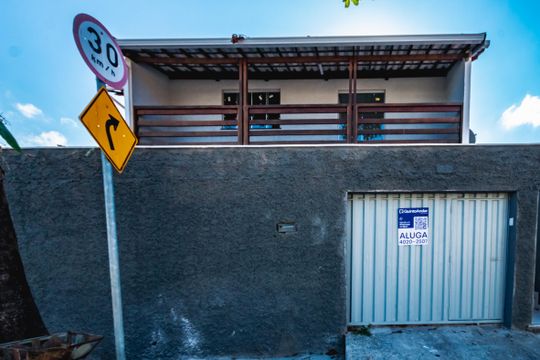 Placa Instalada - 24/08/26 - IGJO - 126 de casa para alugar com 3 quartos, 120m² em Europa, Belo Horizonte