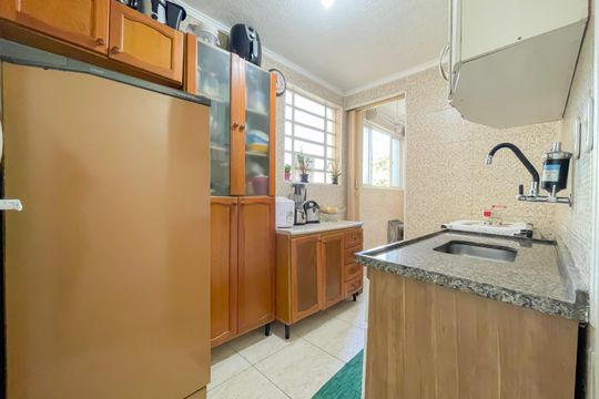 Cozinha de apartamento à venda com 2 quartos, 46m² em Quitaúna, Osasco