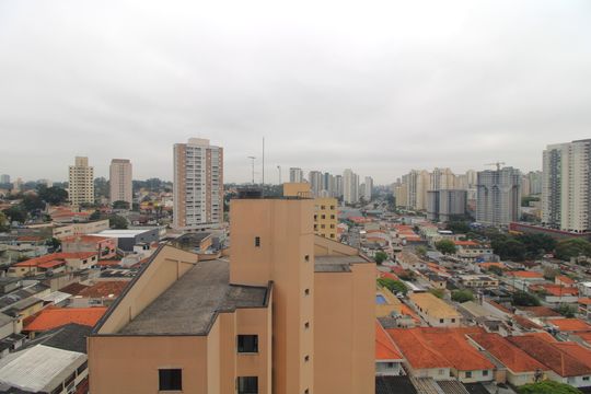 Vista da sacada de apartamento para alugar com 2 quartos, 40m² em Jardim Prudência, São Paulo