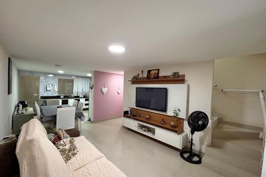 Casa de Condomínio à venda com 2 quartos, 149m² em Vargem Grande, Rio de Janeiro