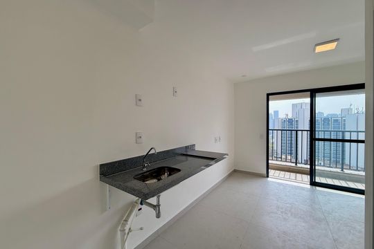 Cozinha  de kitnet/studio para alugar com 1 quarto, 24m² em Vila Cordeiro, São Paulo