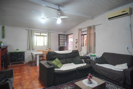 Casa para alugar com 3 quartos, 296m² em Rondônia, Novo Hamburgo