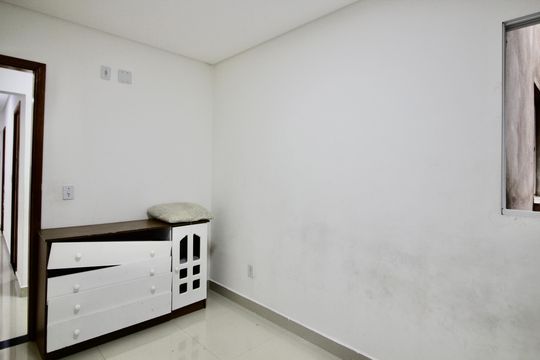 Quarto 3 de casa para alugar com 3 quartos, 120m² em Jardim Miriam, Ferraz de Vasconcelos