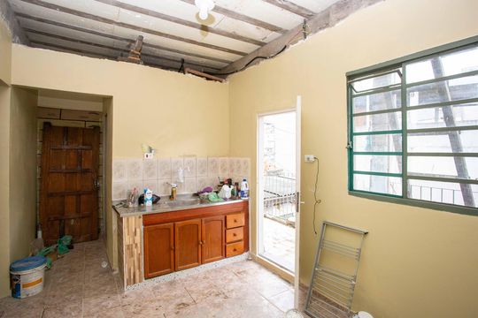 Sala/Cozinha de casa para alugar com 1 quarto, 113m² em Casa Grande, Diadema