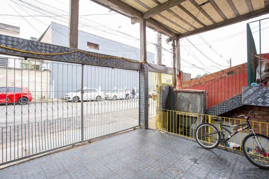 Garagem de casa para alugar com 1 quarto, 113m² em Casa Grande, Diadema