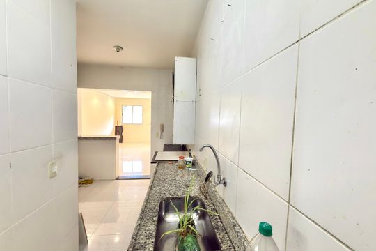 Cozinha e Área de Serviço de apartamento para alugar com 2 quartos, 50m² em Cândida Ferreira, Contagem