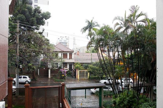 Pátio Vista de apartamento à venda com 2 quartos, 98m² em Petrópolis, Porto Alegre