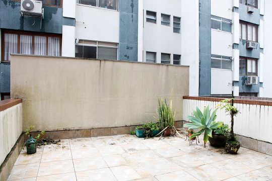 Pátio de apartamento à venda com 2 quartos, 98m² em Petrópolis, Porto Alegre