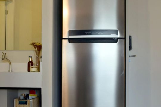 Cozinha de kitnet/studio à venda com 1 quarto, 27m² em Pinheiros, São Paulo