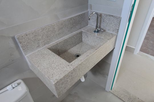 Banheiro Social de apartamento à venda com 3 quartos, 120m² em Indaiá, Belo Horizonte