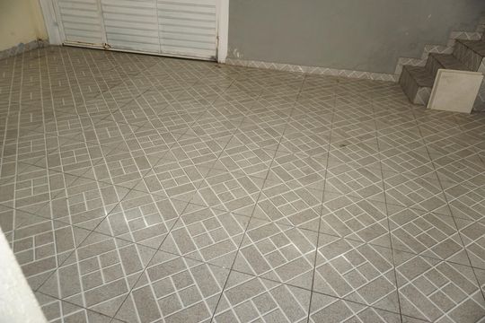 Garagem de casa para alugar com 3 quartos, 150m² em Jardim Sao Francisco, Embu das Artes