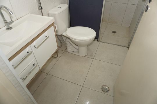 Banheiro 1 de casa para alugar com 3 quartos, 150m² em Jardim Sao Francisco, Embu das Artes