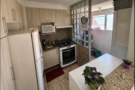 Cozinha de apartamento à venda com 3 quartos, 61m² em Jardim Itapeva, Mauá