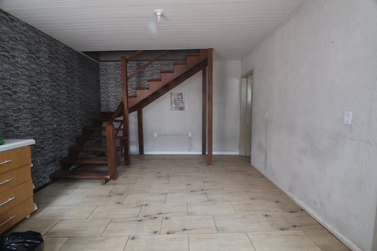 Cozinha  de casa para alugar com 1 quarto, 60m² em Nova Cachoeirinha, Cachoeirinha