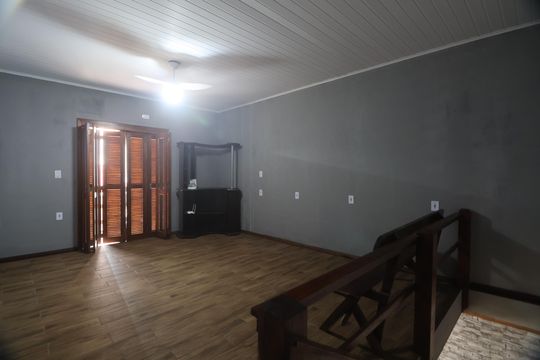 Casa para alugar com 1 quarto, 60m² em Nova Cachoeirinha, Cachoeirinha