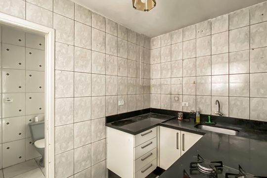 Cozinha de casa para alugar com 1 quarto, 30m² em Engenheiro Goulart, São Paulo