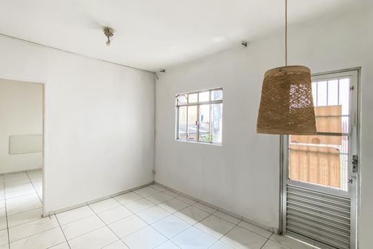 Casa para alugar com 1 quarto, 30m² em Engenheiro Goulart, São Paulo