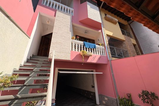Garagem de casa à venda com 4 quartos, 303m² em Rp10 (regiões de Planejamento), Mauá