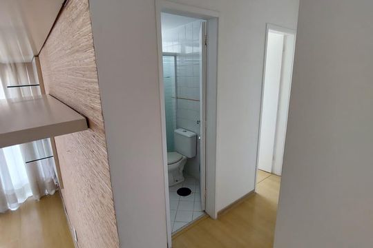 Corredor de apartamento para alugar com 2 quartos, 80m² em Barra da Tijuca, Rio de Janeiro